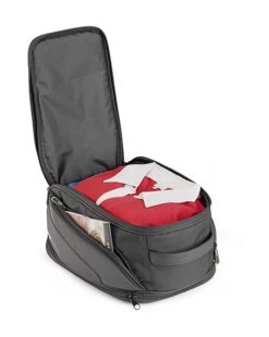 Givi EA131B Expandable 26L Tanklock Tank Bag -Rev Zilla Shop givi ea131 b expandable26 l tanklock tank bag 3