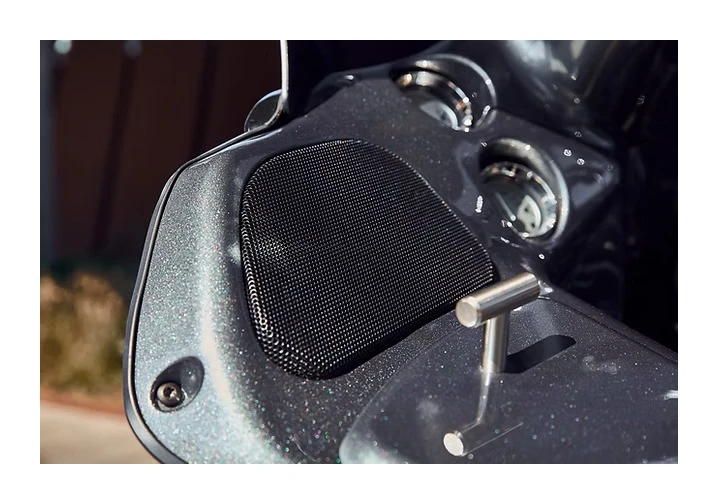 Hogtunes RG57 Speaker And Amplifier Kit For Harley FLTR 1998-2013 3 Hogtunes RG57 Speaker And Amplifier Kit For Harley FLTR 1998-2013