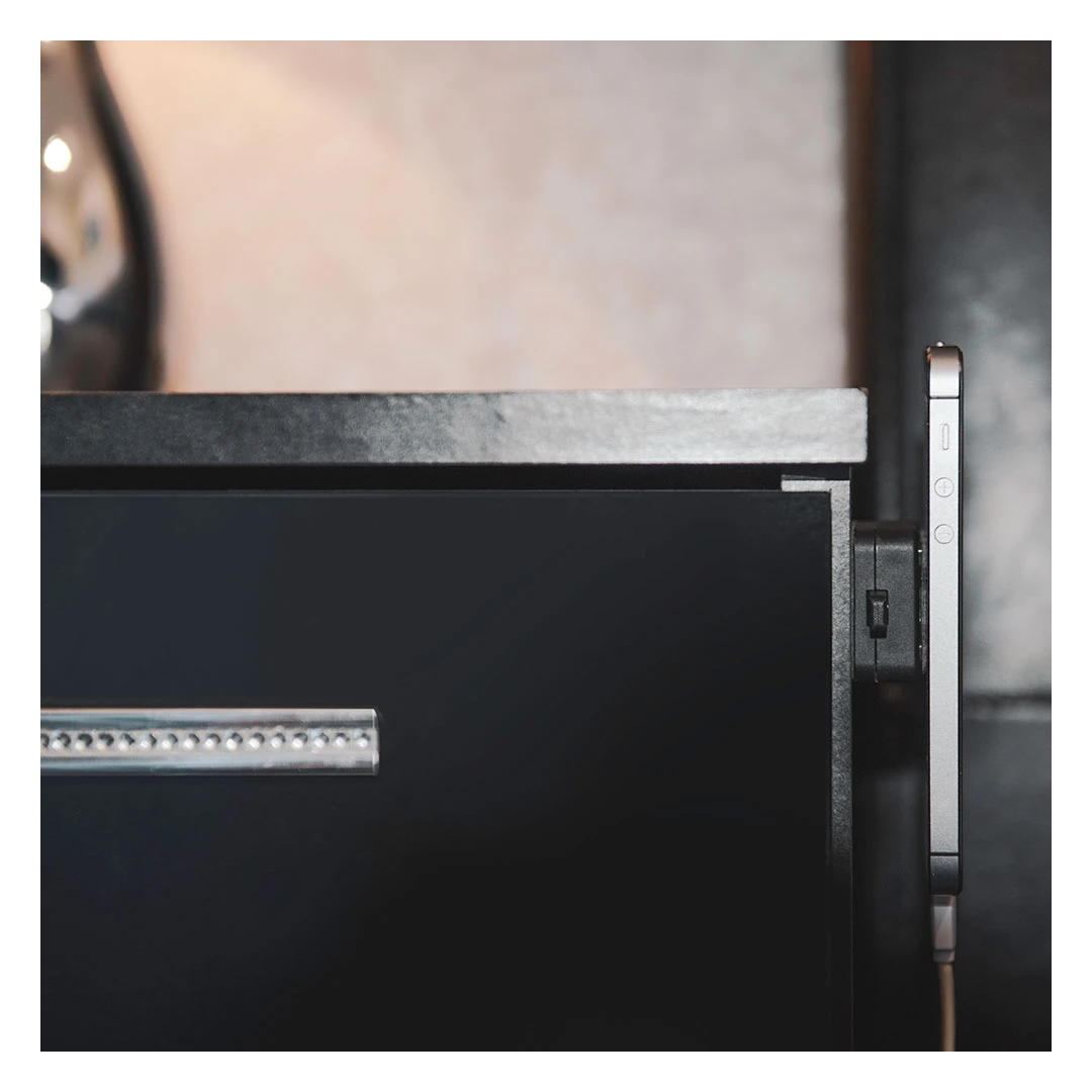 Oxford CLIQR Surface Device Mount System 5 Oxford CLIQR Surface Device Mount System - Image 3